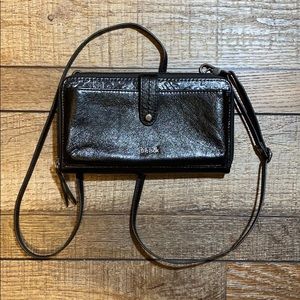 Sakroots crossbody smartphone wallet black EUC